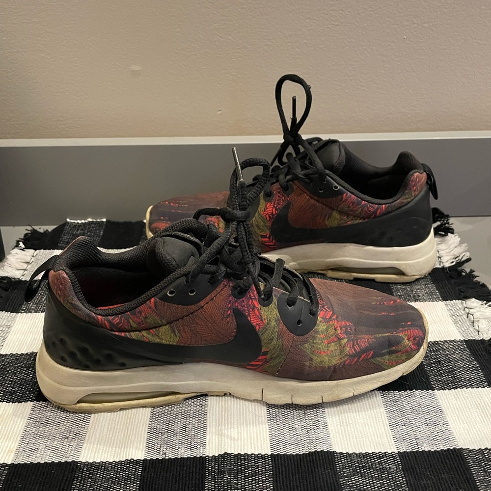 Tropical Nike Air